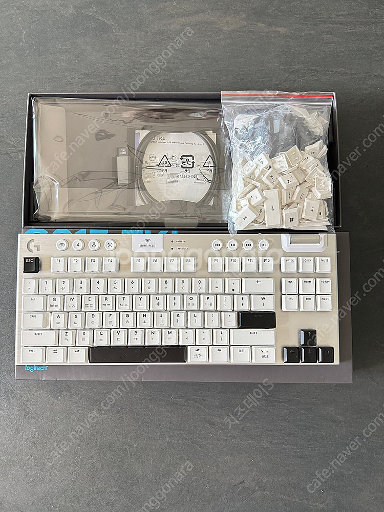 로지텍 g913tkl 키보드 무선화이트 풀박스--0