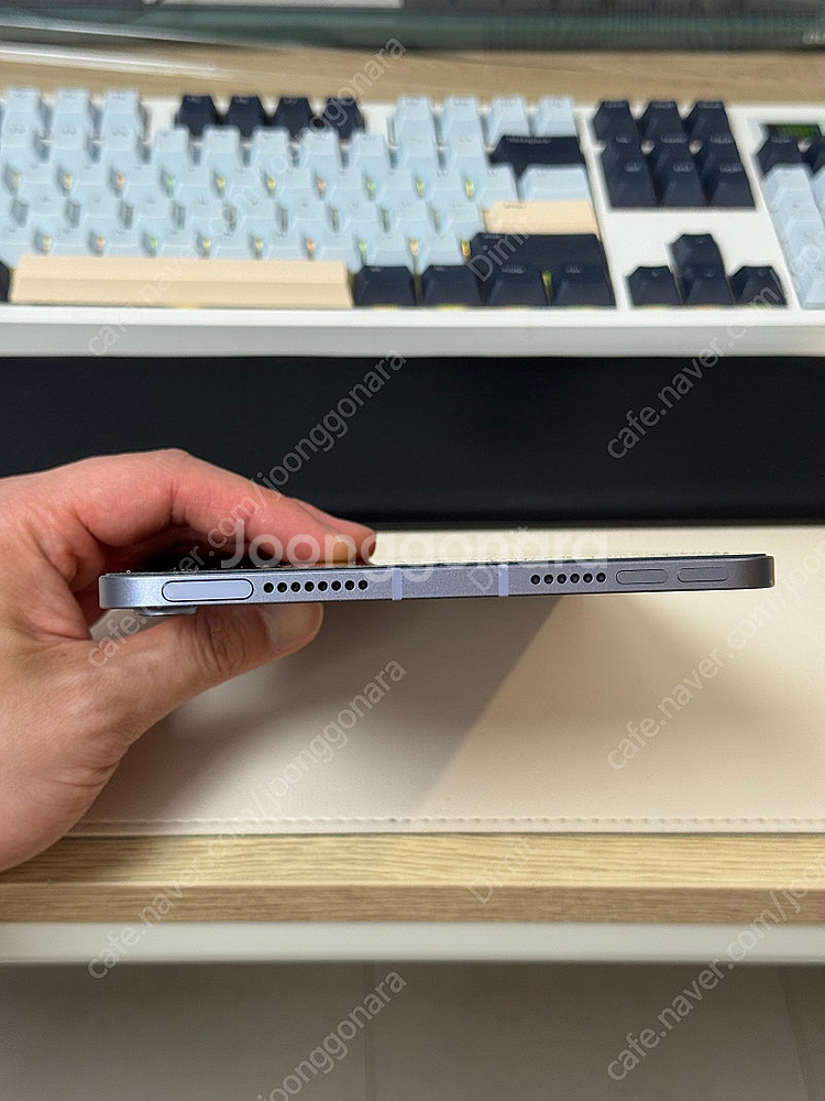 아이패드 미니6 셀룰러 64gb 퍼플 판매합니다.--6