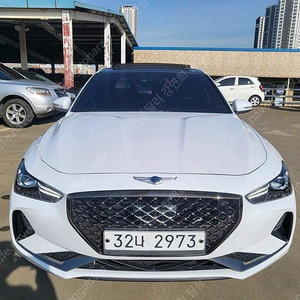 제네시스 G70 중고차 중고자동차 흰색 2018년식 2.0T AWD 스포츠 패키지 중고차 시세비교