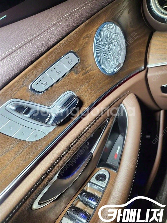 [벤츠]E-클래스 W213 E300 4MATIC 익스클...--9