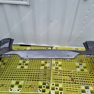 삼성 XM3 뒷범퍼 판매합니다.