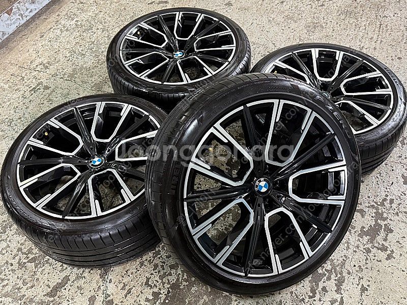 [판매]BMW 7시리즈 817M 정품 20인치 휠타이어--5