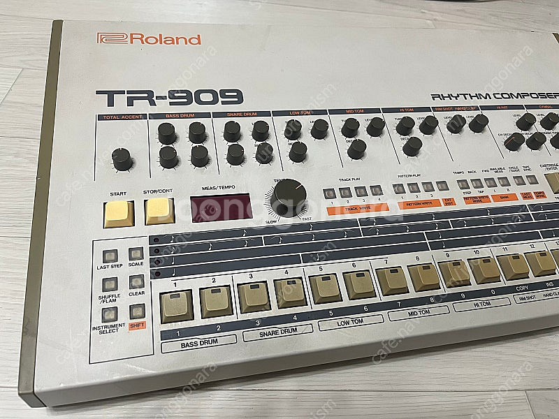 [로랜드] Roland TR-909 빈티지 아날로그 드...--0
