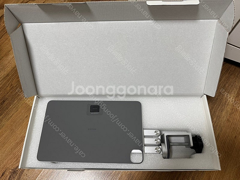 니케 암거치대 아이패드 프로 M4 13인치용--2