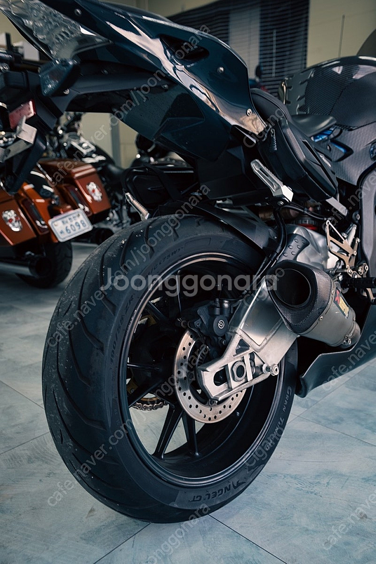 2012 BMW S1000RR--9