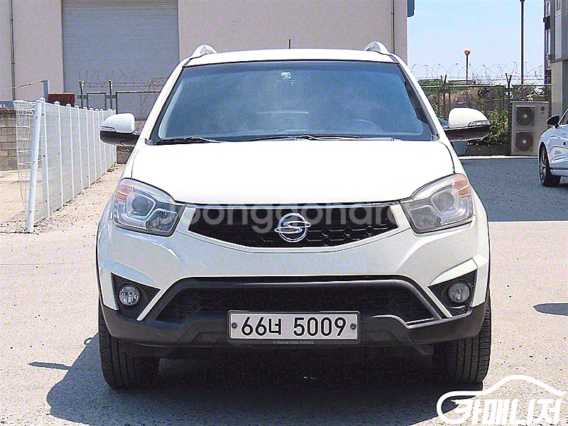 KG모빌리티(쌍용) 뉴코란도C 2WD 2.0 CVT 2...--0