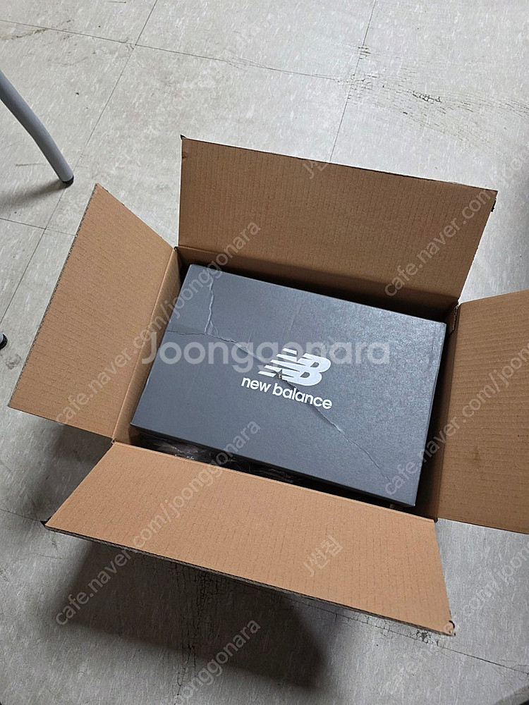 뉴발란스 740 v2 실버 메탈릭 280 사이즈--4