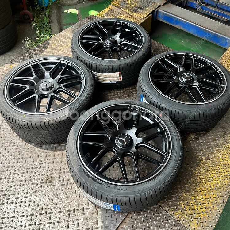 20인치 벤츠 S63 AMG 퍼포먼스 st 신품 휠타이...--5