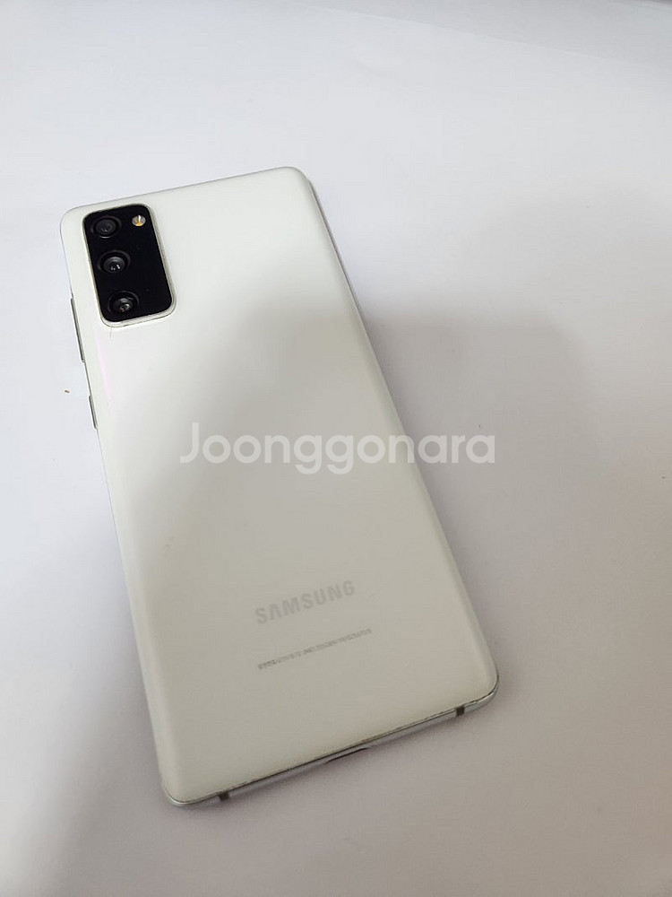 갤럭시S20FE 아주깨끗 128기가 화이트 12만--1