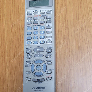 JVC DVD VCR 콤보용 리모콘 판매합니다.