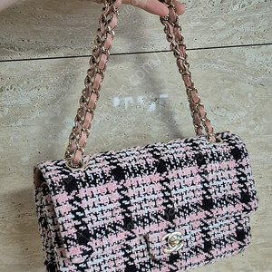 샤넬 클래식 트위드 미듐 핑크