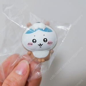 먼작귀 하치와레 수달 피규어