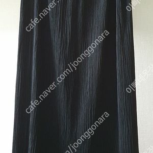 정품 이세이미야케 ISSEYMIYAKE FETE해칭 플리츠 미디스커트 블랙