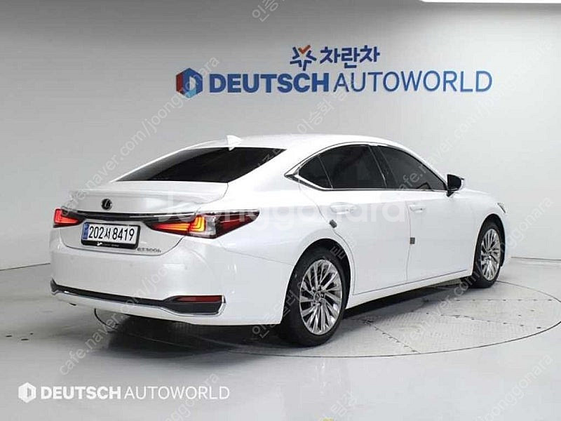 32,133 km 렉서스 중고차 렉서스 ES300h 중...--7