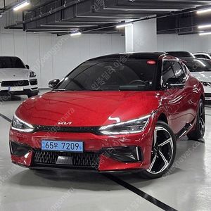 5,326 km 기아 EV6 GT AWD 중고자동차가격 24시간 상담 빨간색
