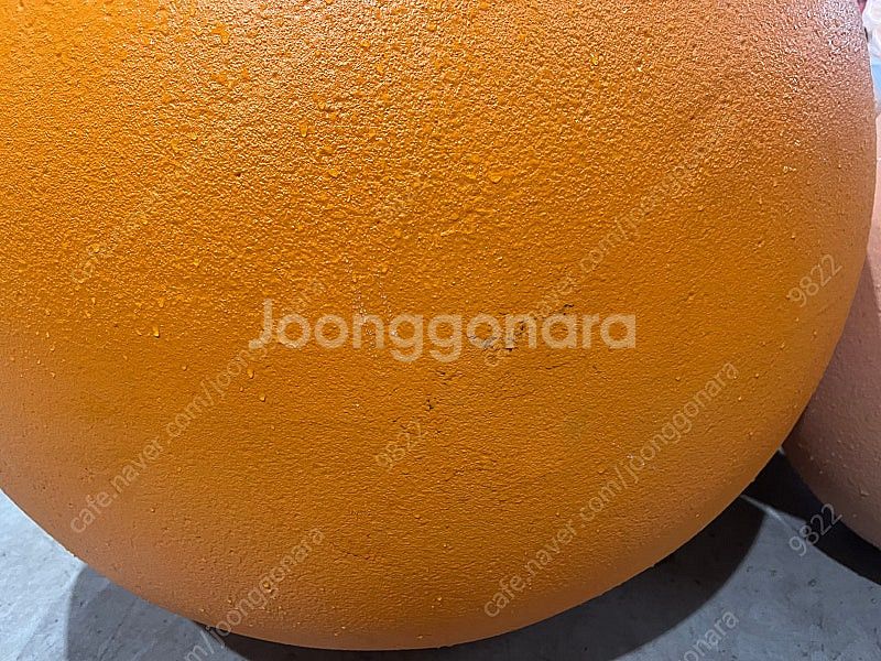 대형 오렌지 조형물--6
