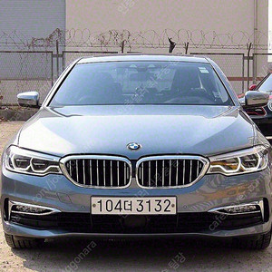 BMW 5시리즈 중고 BMW 520D 중고 5시리즈 중고차 할부 2018년식 520d xDrive M 스포츠 플러스 중고차카페