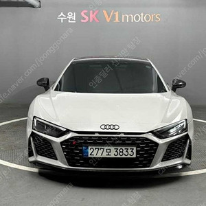 회색 아우디 R8 중고 4S 5.2 V10 퍼포먼스 쿠페 수입중고자동차 할부 리스 가능 7,904 km