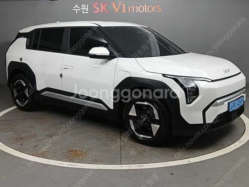 10,844 km EV3 중고 전기중고차 롱레인지 에어...--7