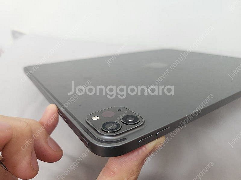 아이패드 프로 5세대 12.9인치 m1 모델 128기가...--2