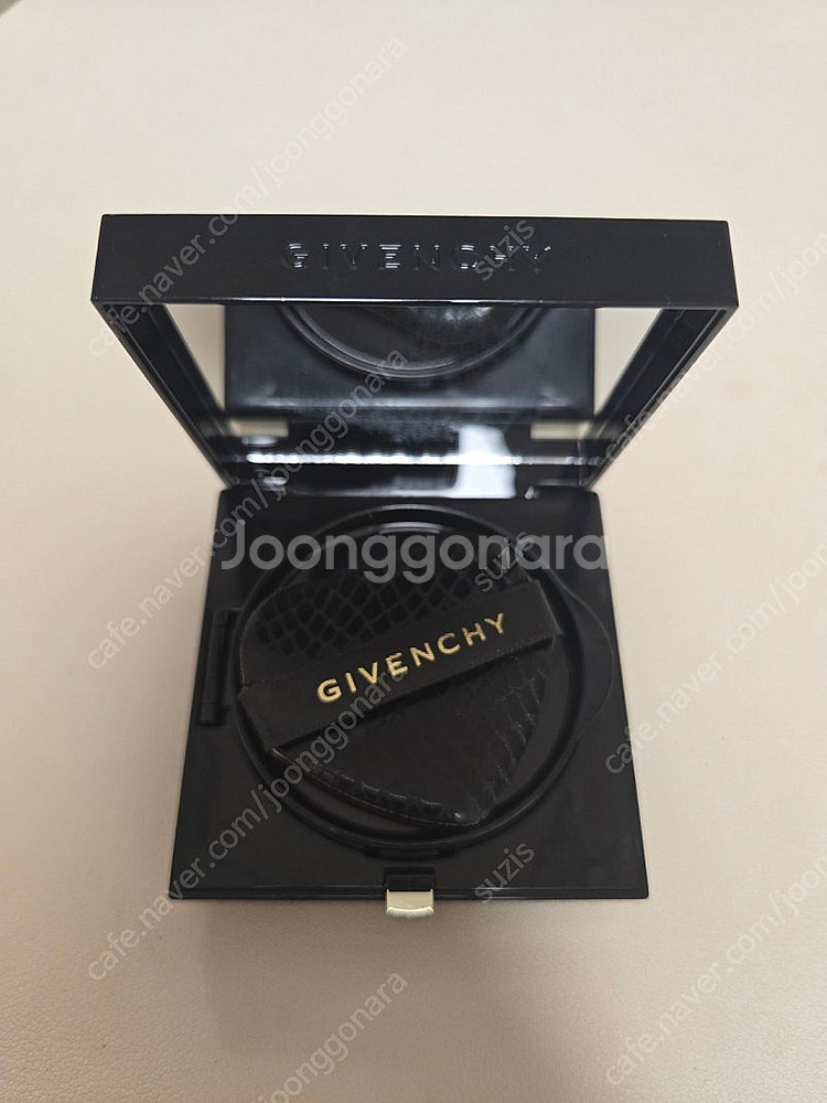 지방시 프리즘 리브르 스킨케어링 글로우 쿠션 c105--2