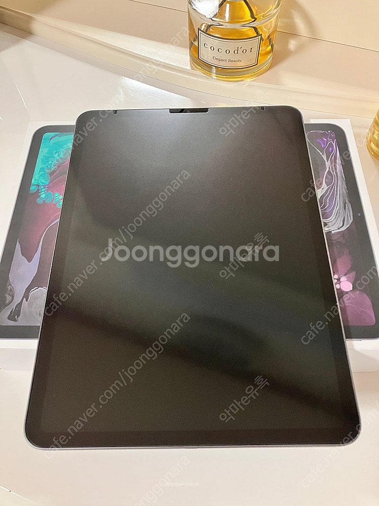 아이패드 프로 11 1세대 256gb wifi 판매합니...--0