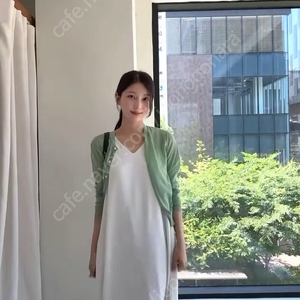 sie 시에 리쎄 슬리브리스 드레스 / 시에 리쎄 슬리브리스 원피스