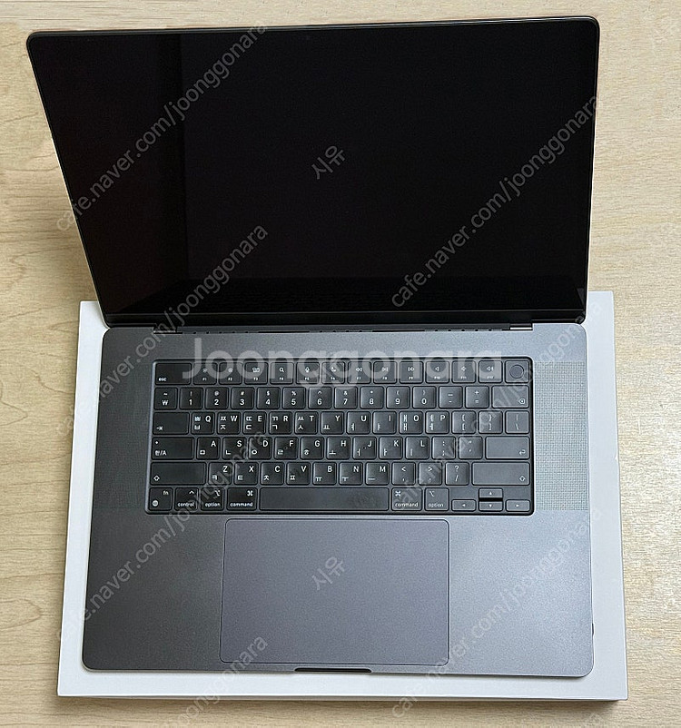 맥북 M3 Pro 16인치 블랙 풀박스 기본형 + 애케...--4