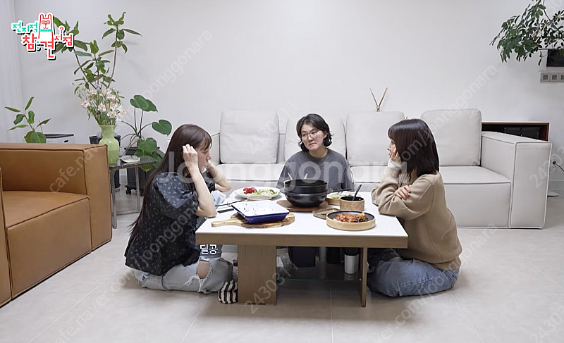 가니 윤은혜 블라우스 가니 프린트 코튼 페플럼 블라우스...--4