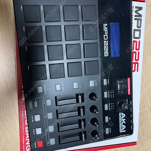Akai mpd 226