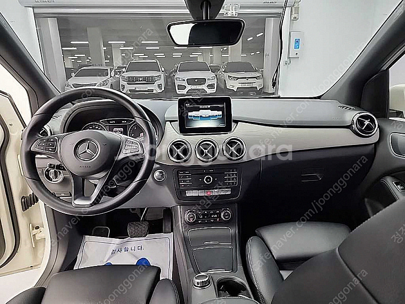 벤츠 B클래스 (MY B) B200 d 선착순 판매합니...--6