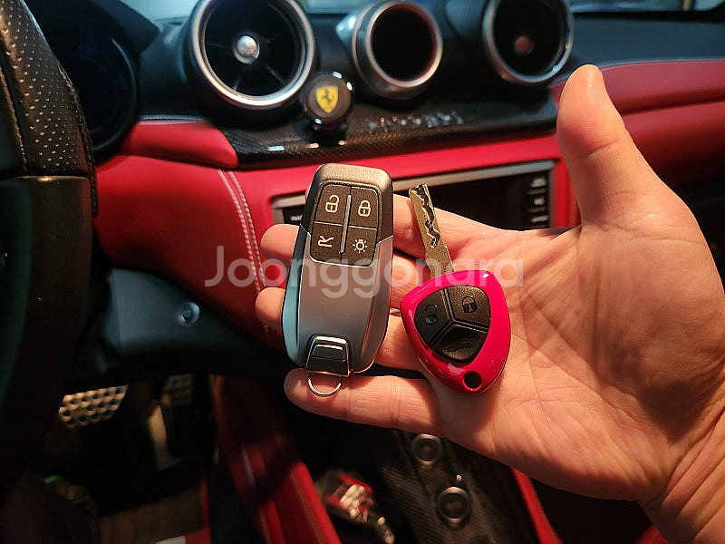페라리 F8, SF90, 458, 488, 296 GT...--1