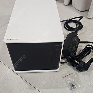 iptime nas400 팝니다.
