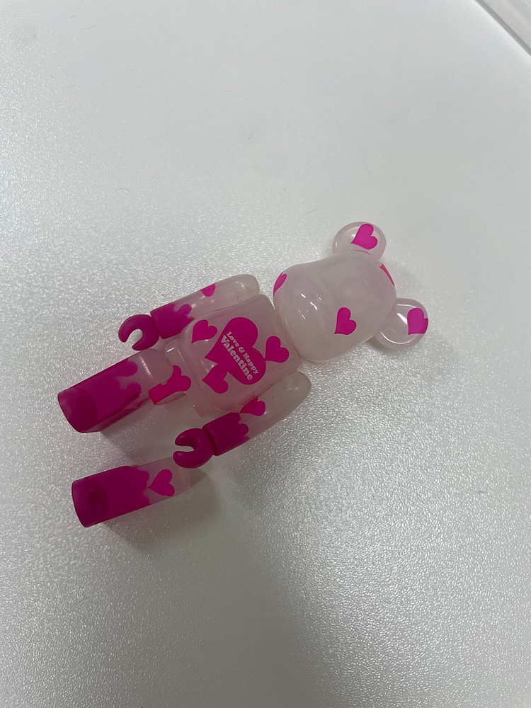 베어브릭100프로 한정판포함 이미지