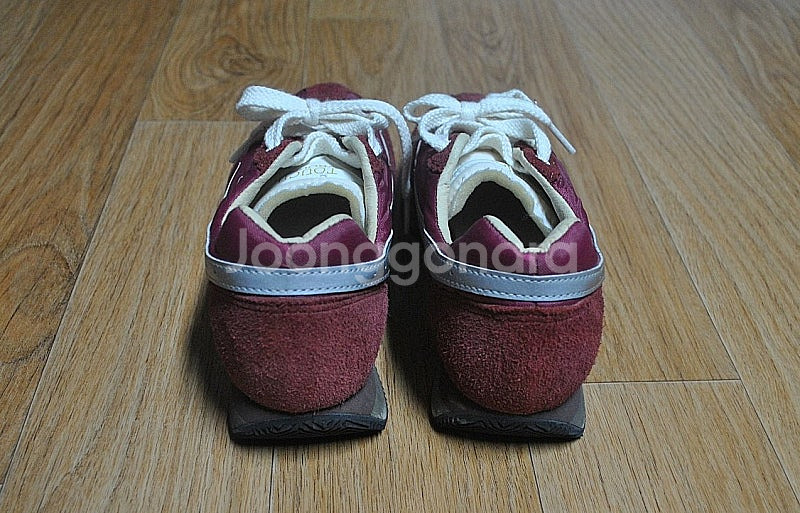 터치그라운드 빈티지레이싱 남녀공용 런닝화, 운동화 250사이즈 새제품--3