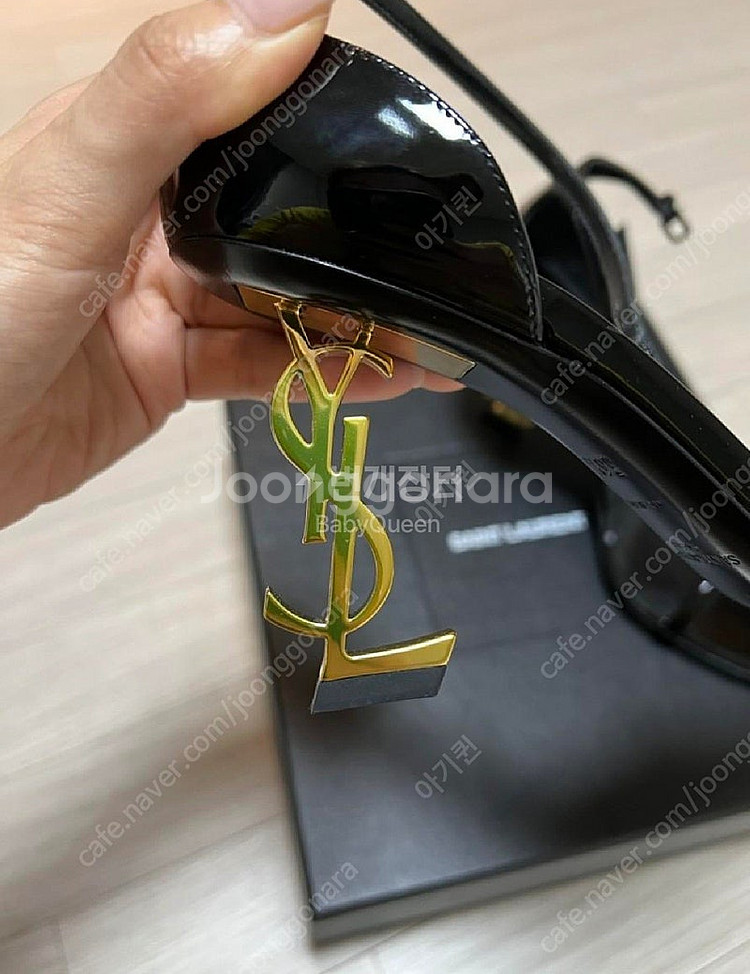 생로랑 오피움 샌들힐235--6
