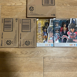 shf 드래곤볼gt 트랭크스,팡,인조인간17호,사이어인4베지터,손오공,미개봉 일괄 팝니다(가격인하)