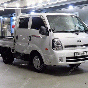 중고트럭매매 더 뉴 봉고3 카고 1톤 더블캡 중고화물차매매 흰색 2020년식 87,198km 1.0톤/더블캡/초장축 개인사업자 차량구매