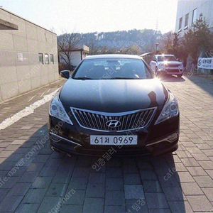 그랜저 중고 가격 중고 그랜저 검정색 2016년식 HG240 MODERN 중고차카페
