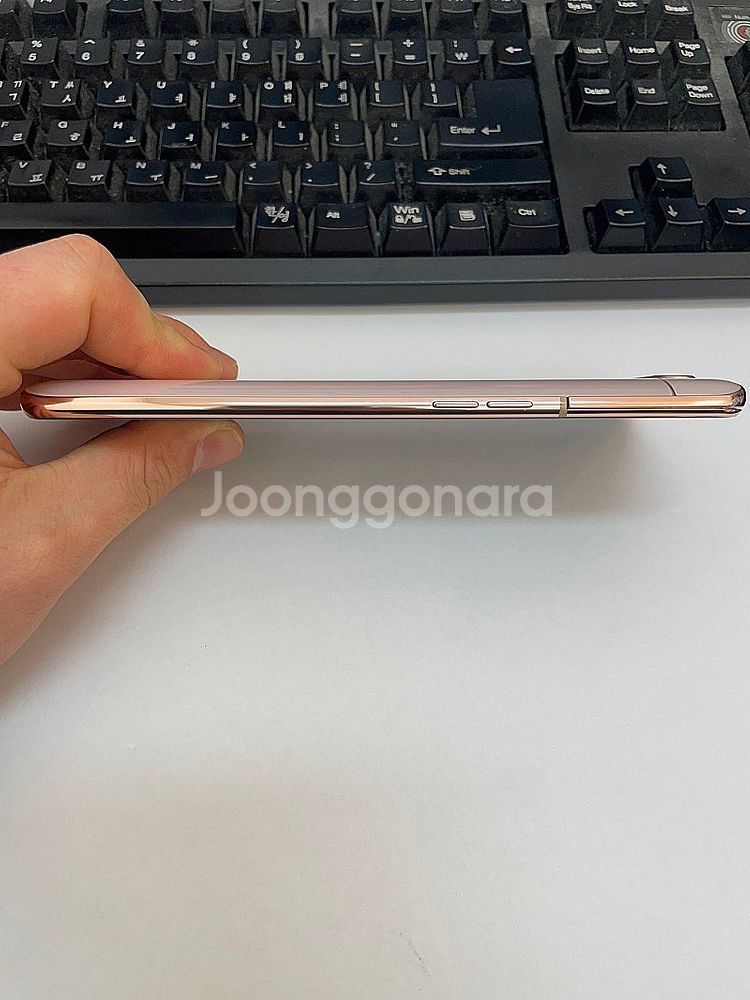 갤럭시A80 골드 128GB 상태좋은 중고11만팝니다.--6