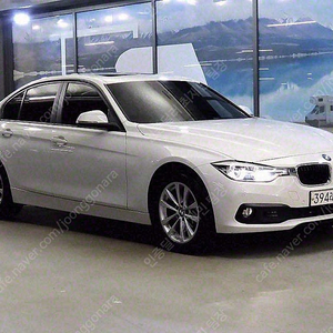 BMW 3시리즈 중고 BMW 320d 중고승용차 3시리즈 중고차 흰색 2018년식 89,911km 320d 수원중고차