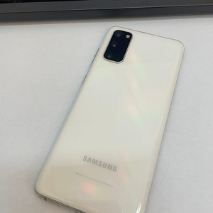 갤럭시S20FE 화이트 128GB 무잔상 상태좋은 중고18만팝니다