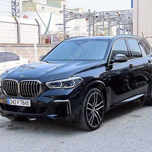 BMW X5 중고차 할부 개인사업자 차량구매 수입중고차 검정색 2022년식 65,129km M50i 중고차 시세조회