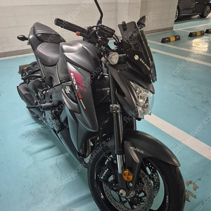 오토바이 스즈키 gsx-s1000