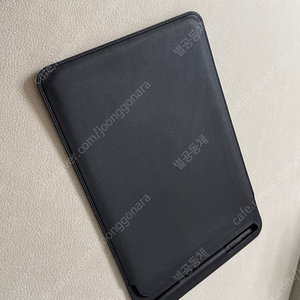 iPad 10.5~11인치용 정품 가죽 슬리브 팝니다