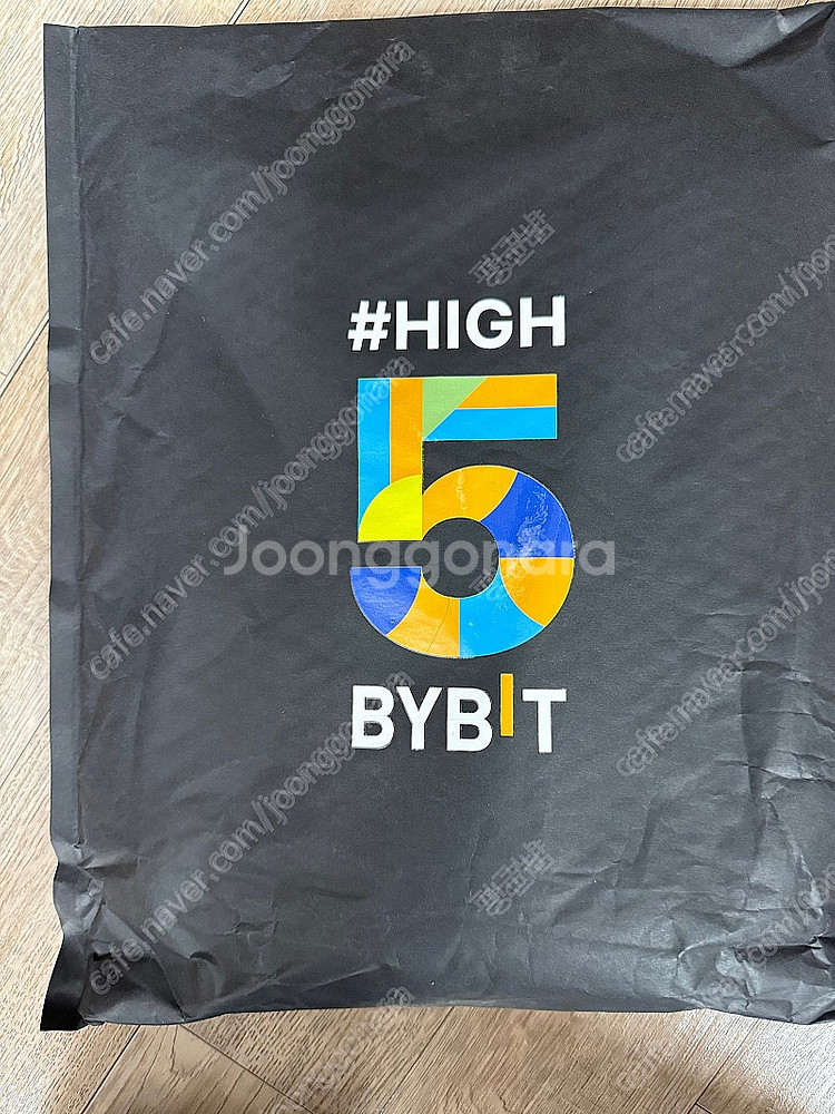 [새제품] 바이비트 bybit 5주년 한정판 반팔티(2...--0