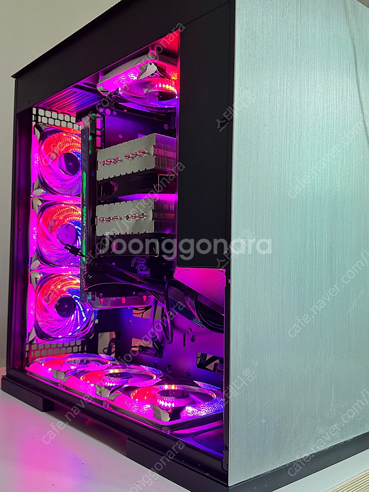 7800X3D 64GB 2TB 컴퓨터 + LG 32인치...--1