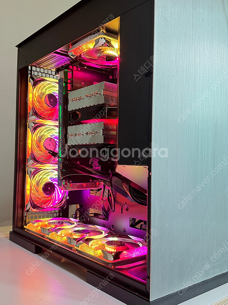 7800X3D 64GB 2TB 컴퓨터 + LG 32인치...--2