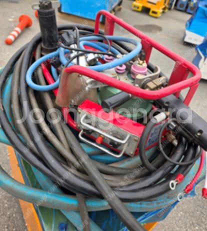［판매］중고 대우 SCR CO2 용접기 600A 판매....--1