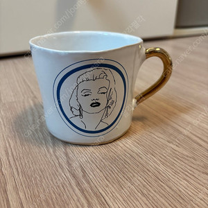 쿤케라믹 마를린먼로